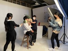 포토그래퍼가 되어 서로를 찍어주다.